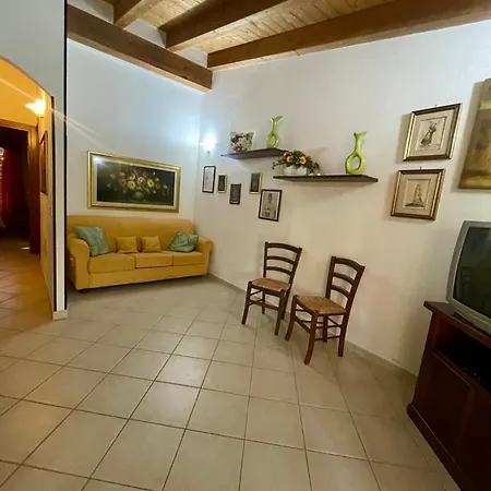 Anna House